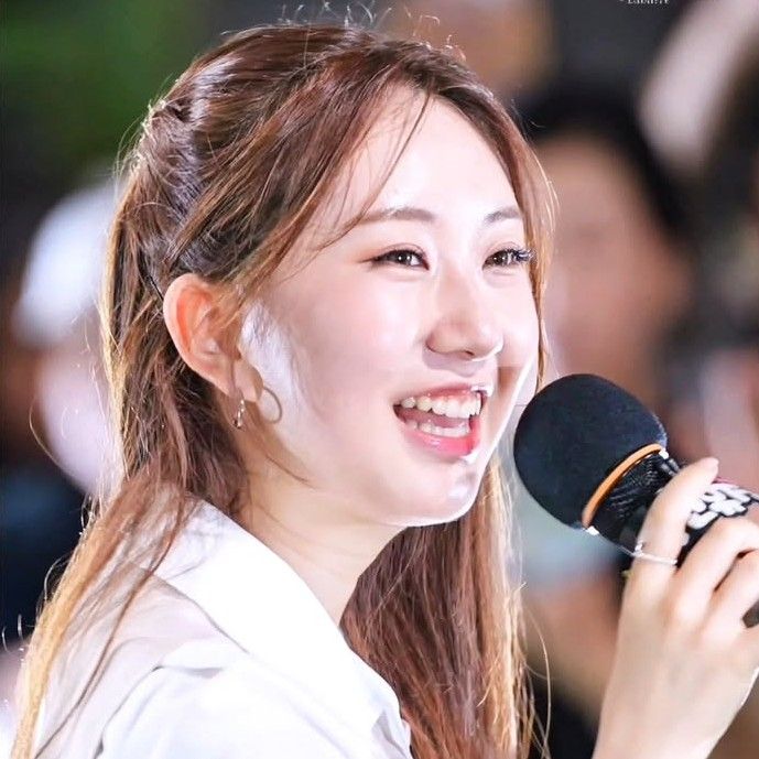 Foto terbaru dari Jeon Yujin