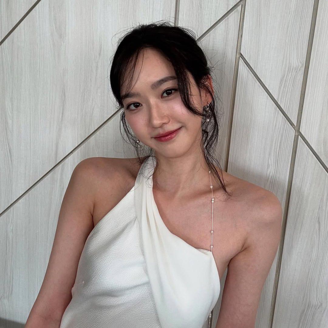 A moment captured by a fan of Han Jihyun