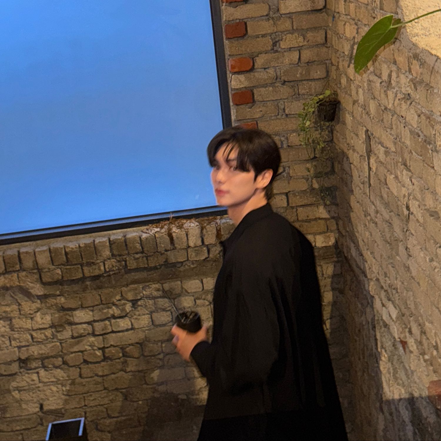 A moment captured by a fan of Lee Chaemin