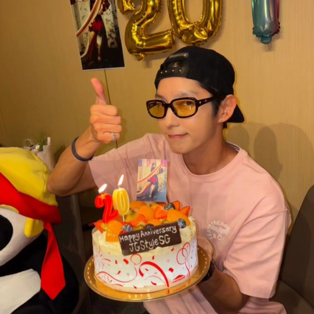 Recent activity shot of Lee Joongi