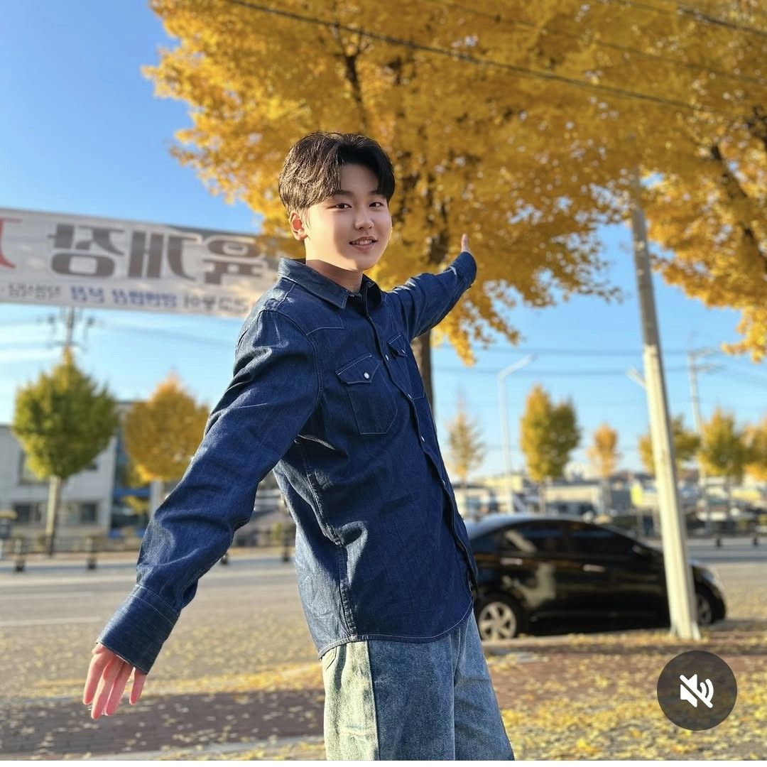 Recent activity shot of Park Sungon