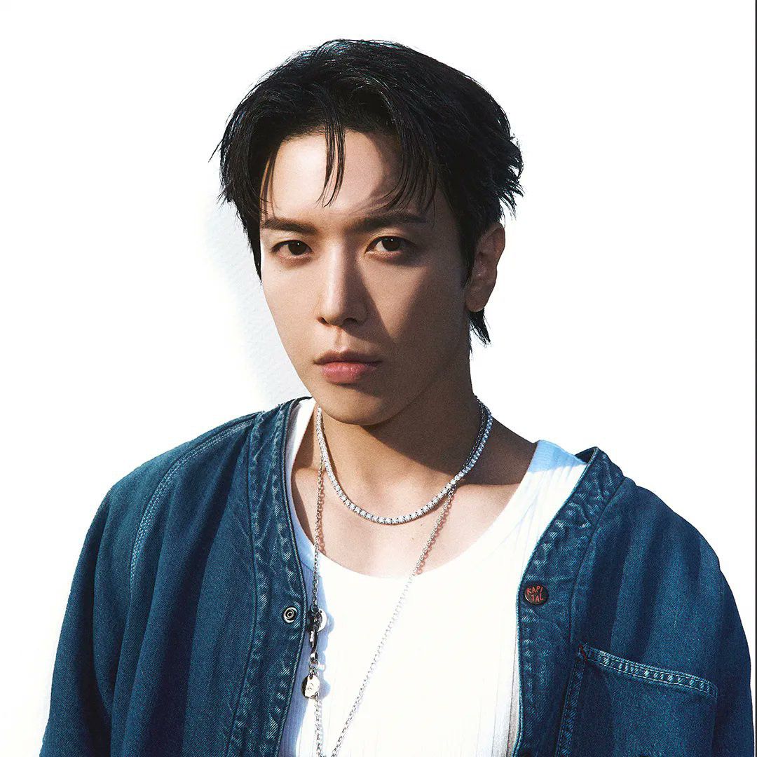 Behind-the-scenes cut of Jung Yonghwa