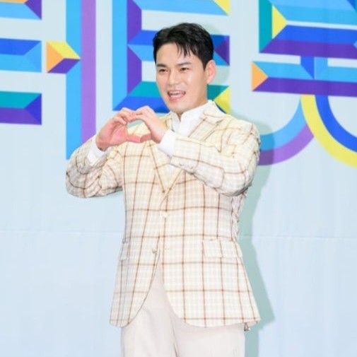 粉絲拍下的Lee Jung瞬間