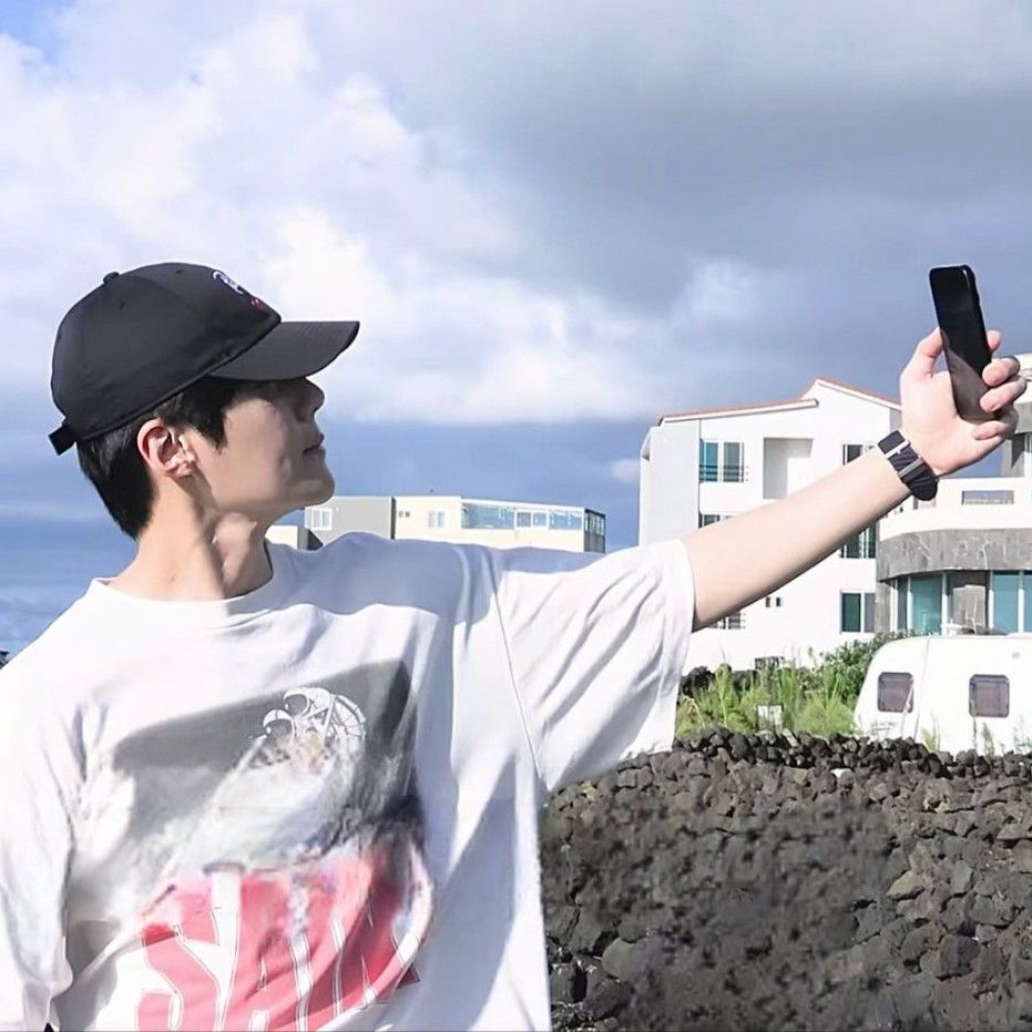 A moment captured by a fan of Kim Seonho