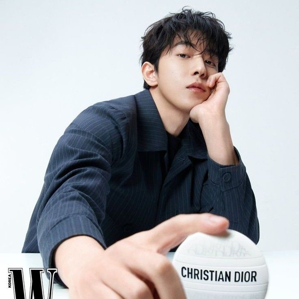 투표로 선정된 남주혁의 인기 프로필 이미지