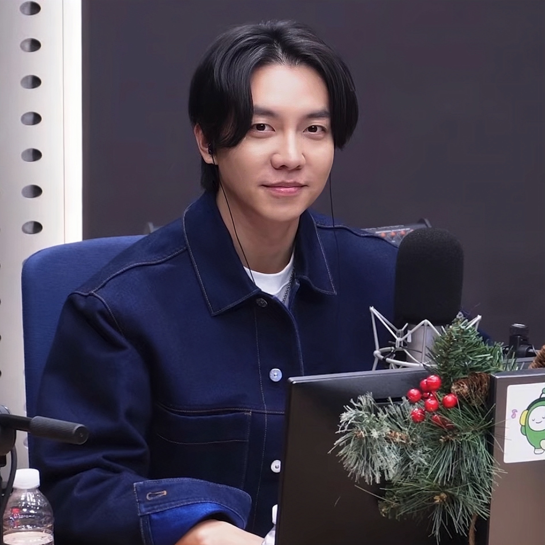 Momen yang diabadikan oleh penggemar Lee Seunggi