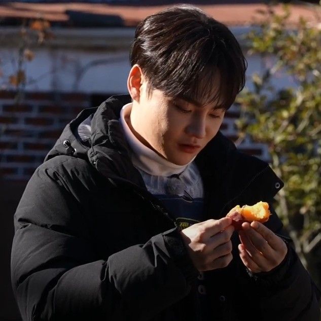 粉絲拍下的朴瑞鎮瞬間