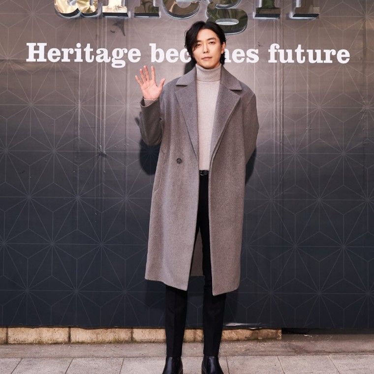 Recent activity shot of Kim Jaewook