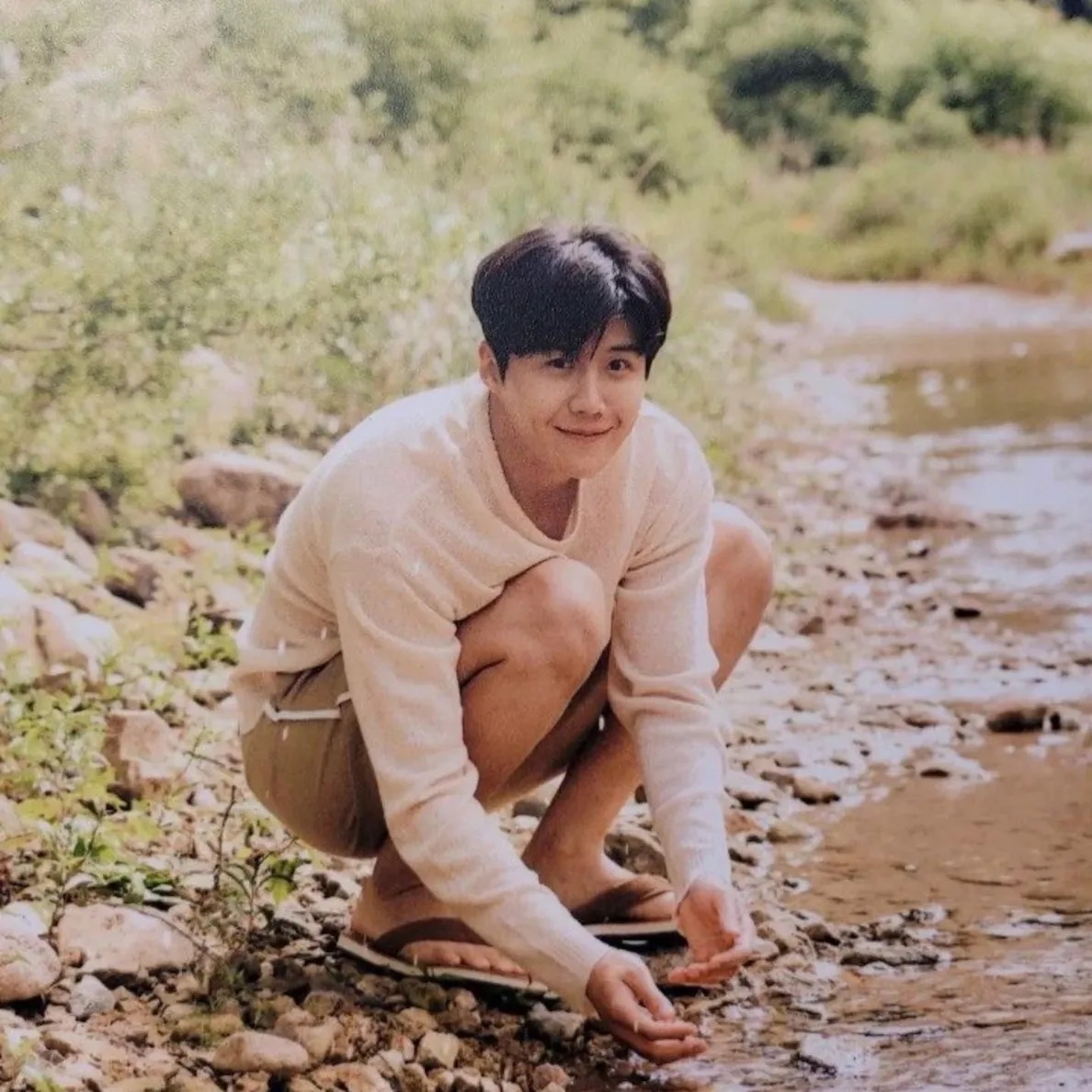 粉丝拍下的金宣虎瞬间