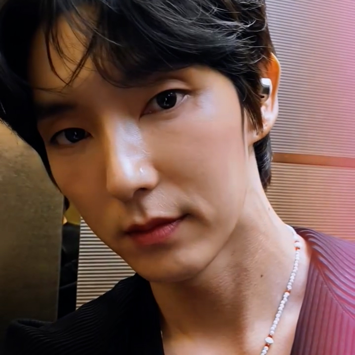 Latest photo of Lee Joongi