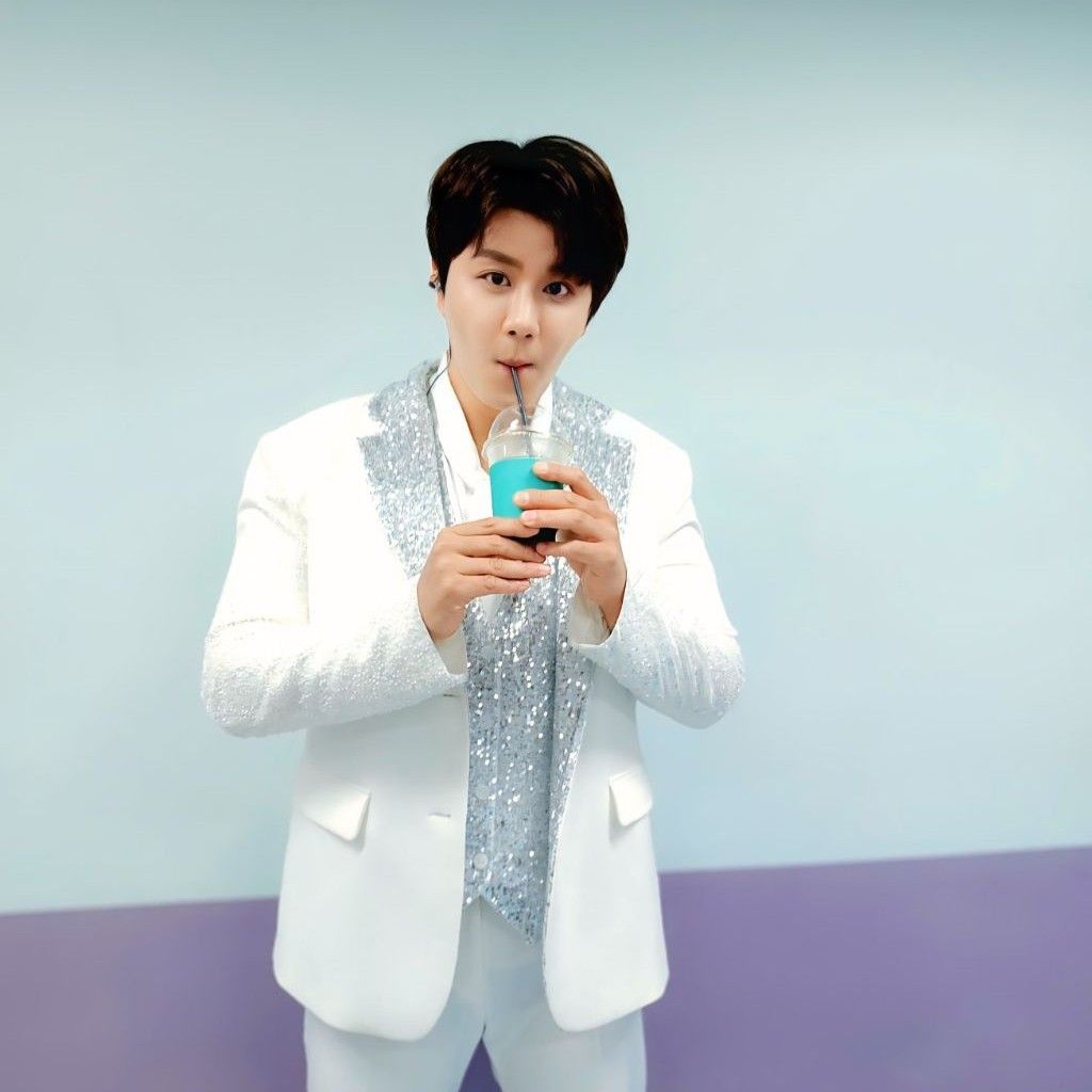 Behind-the-scenes cut of Jin Haesung