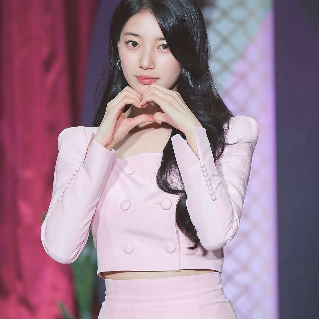 Latest photo of Bae Suzy