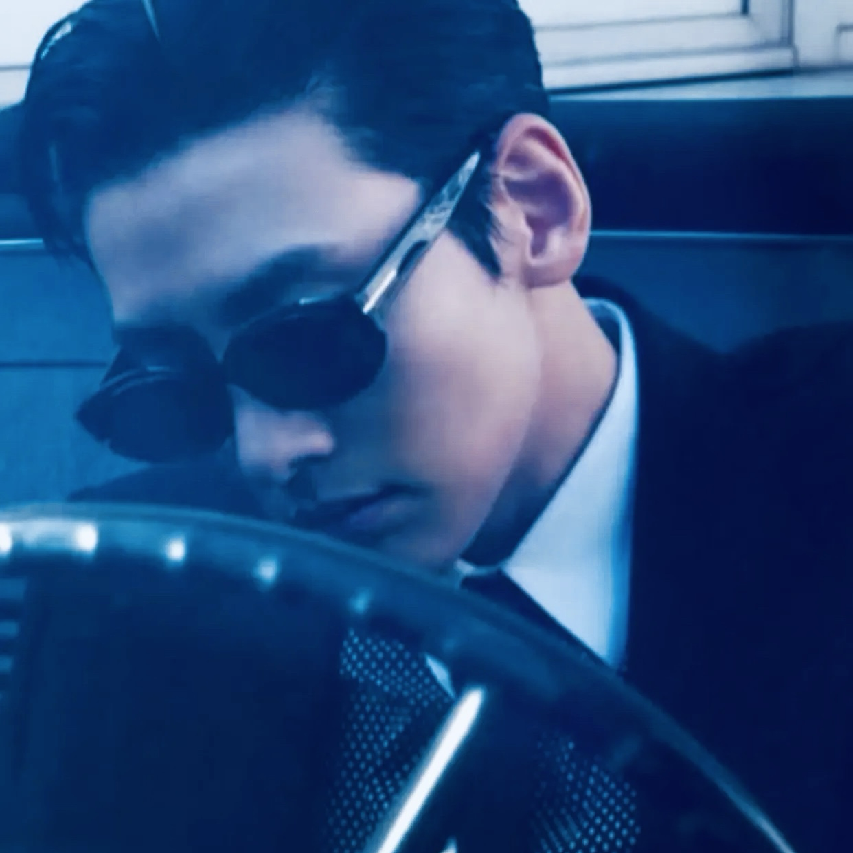 粉絲拍下的池昌旭瞬間