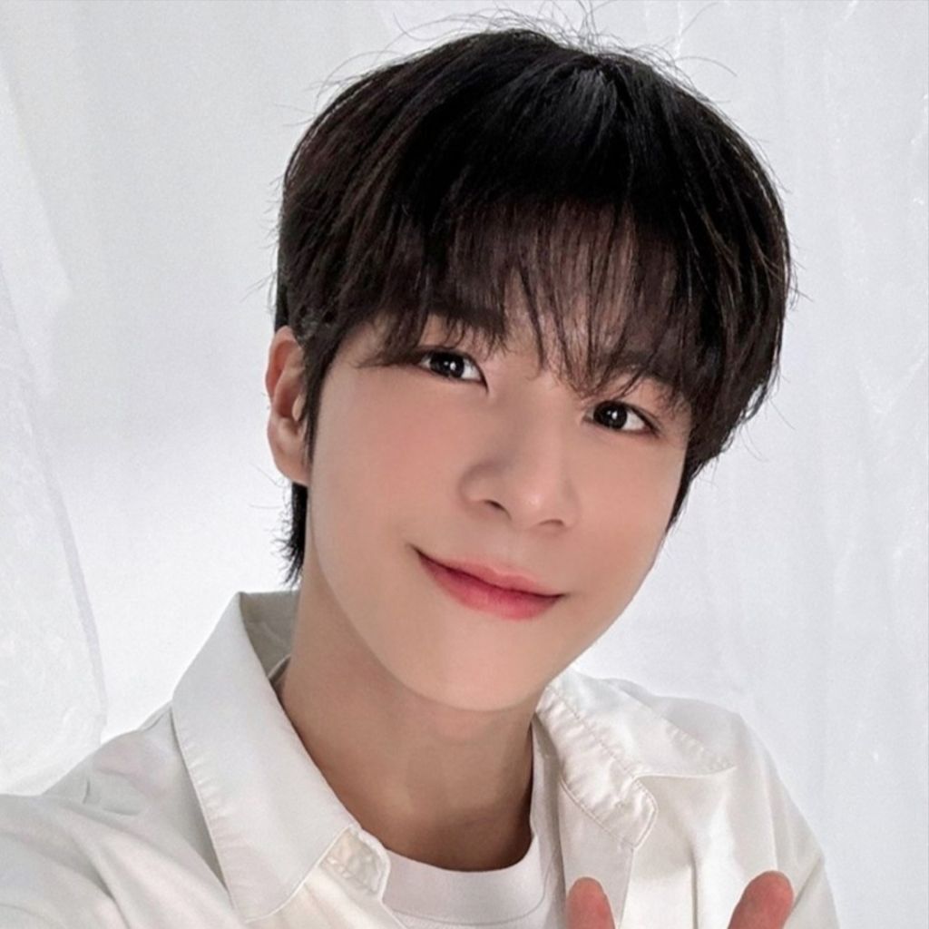Latest photo of Jeong Dongwon