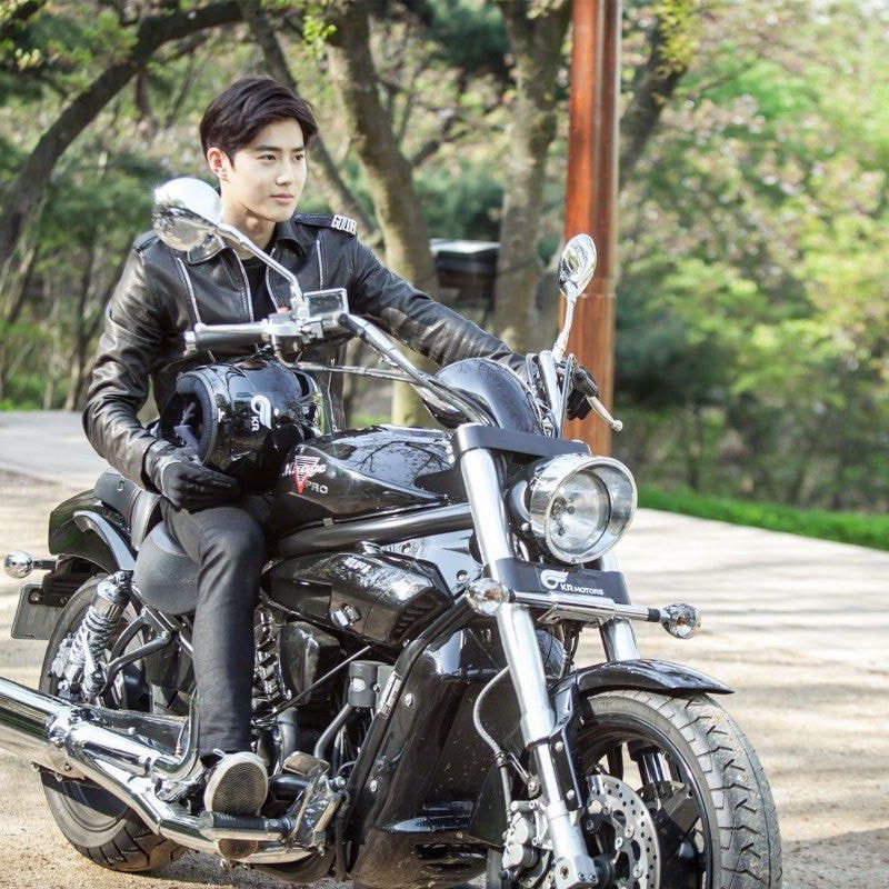 Latest photo of Suho