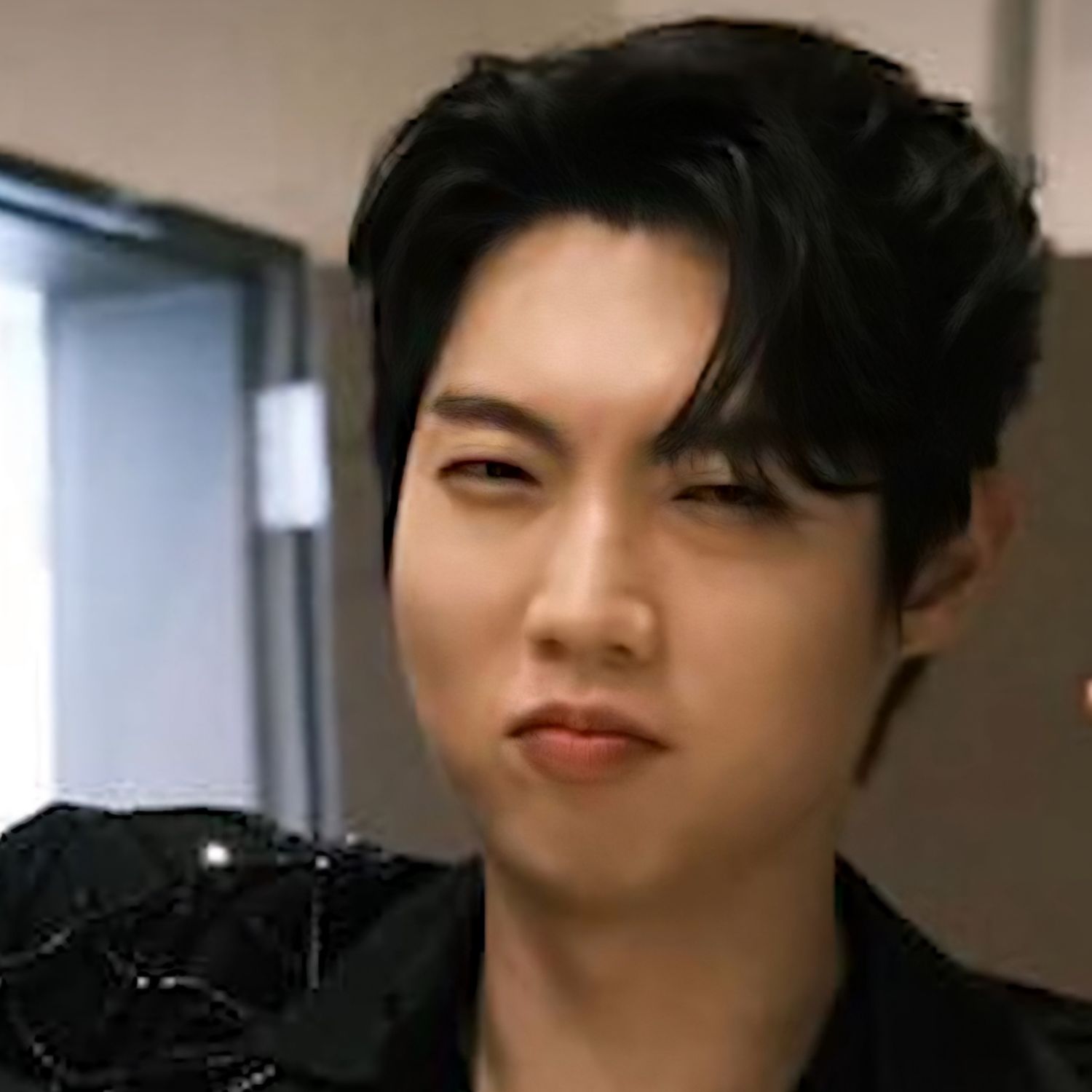 Latest photo of Son Taejin