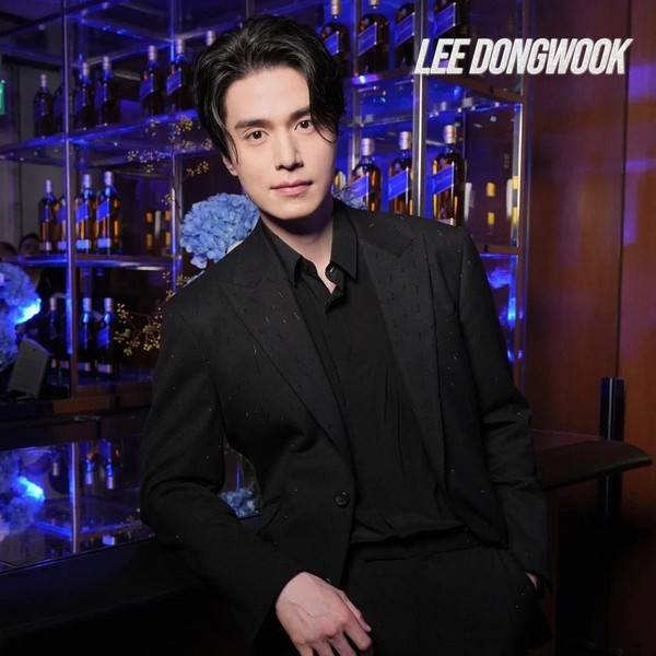 Today’s standout profile photo of Lee Dongwook on Choeaedol Celeb
