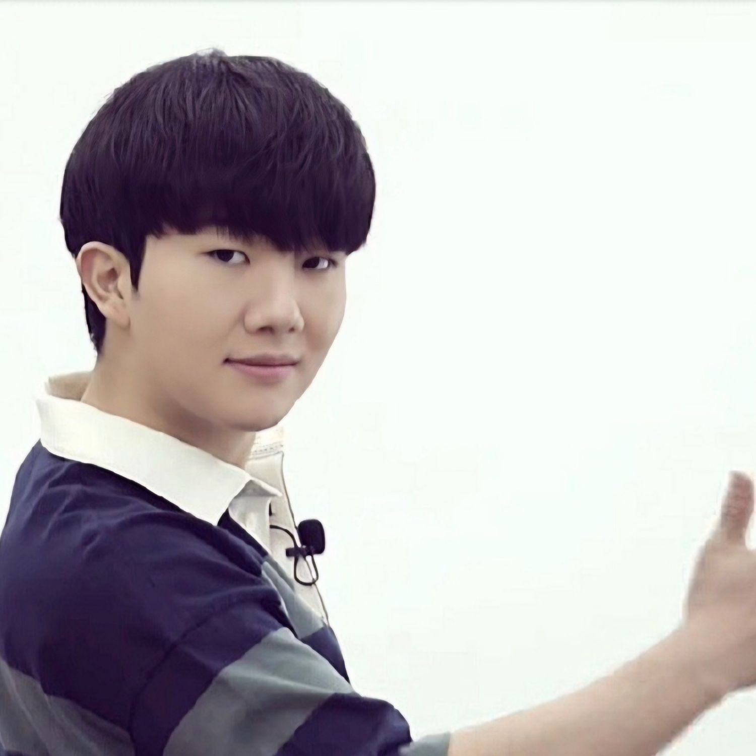 Behind-the-scenes cut of Nam Seungmin