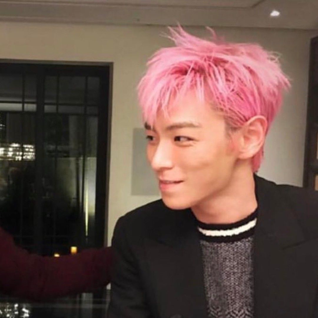 A moment captured by a fan of T.O.P