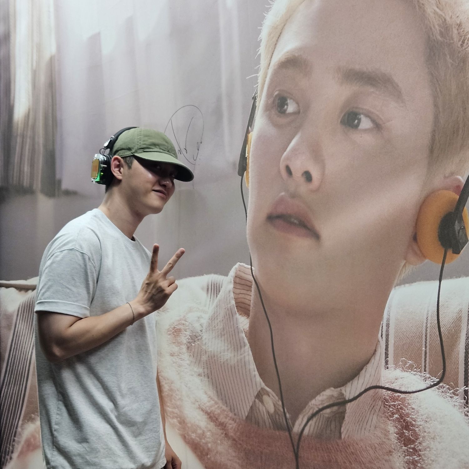 Behind-the-scenes cut of Doh Kyungsoo (D.O.)
