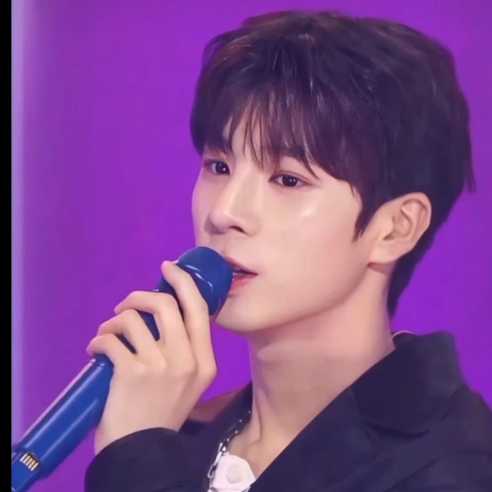 Recent activity shot of Jeong Dongwon