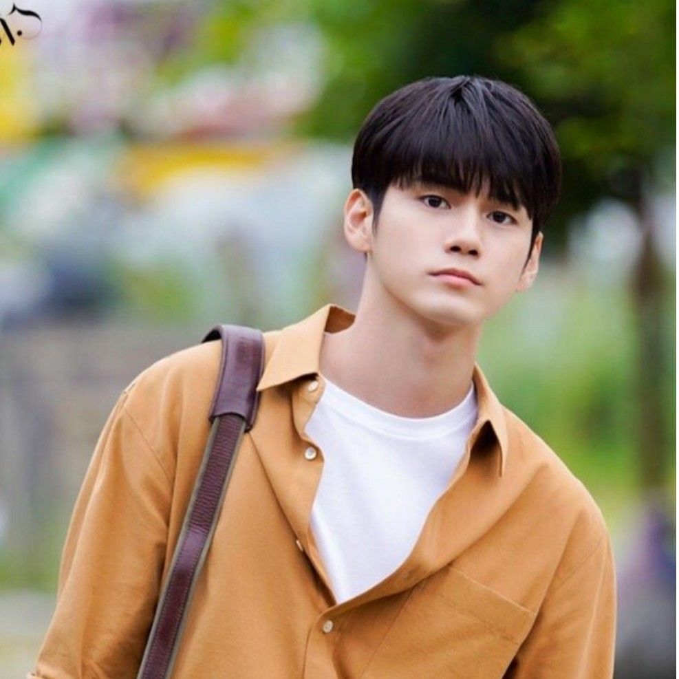 옹성우의 최신 사진