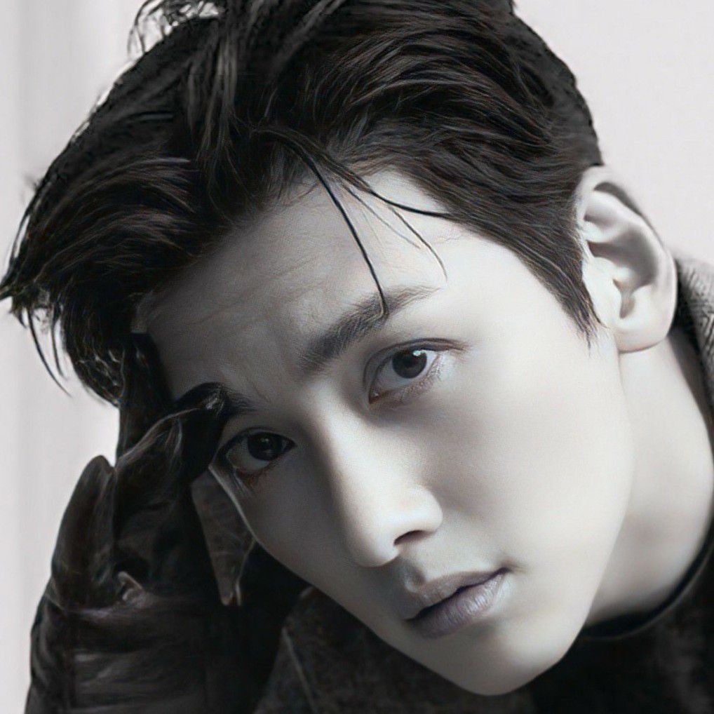 チ・チャンウクの最近の活動ショット