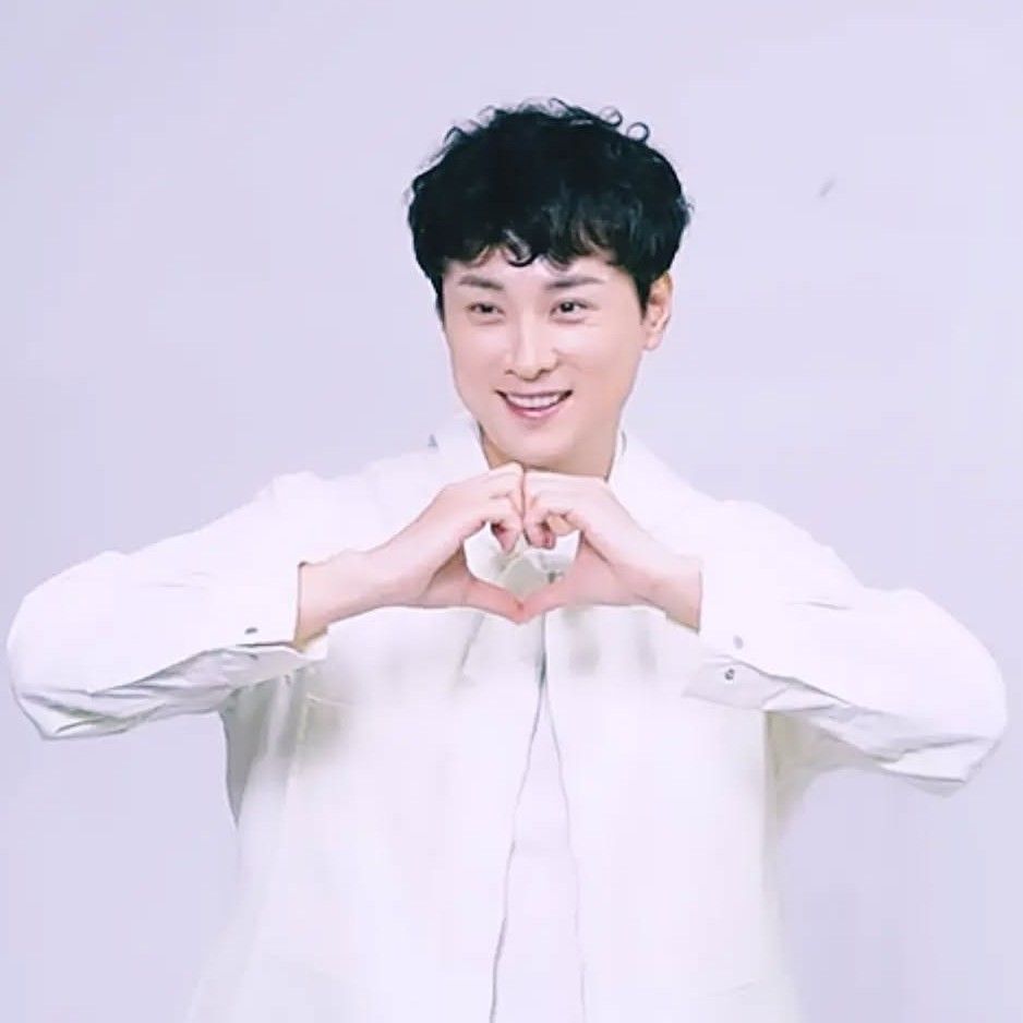 Latest photo of Min Kyunghoon
