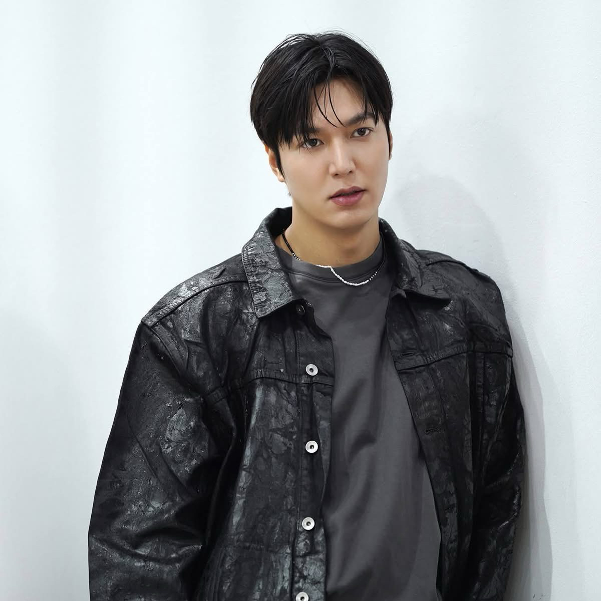 Behind-the-scenes cut of Lee Minho