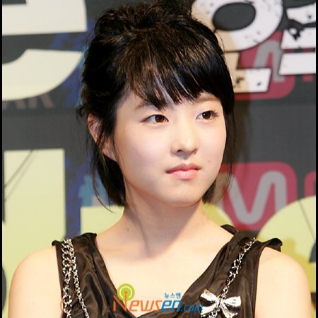 Recent activity shot of Park Boyoung