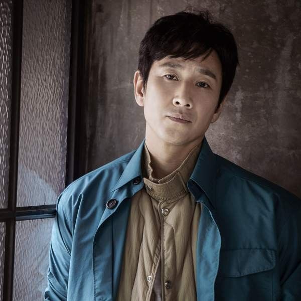 Latest photo of Lee Sunkyun
