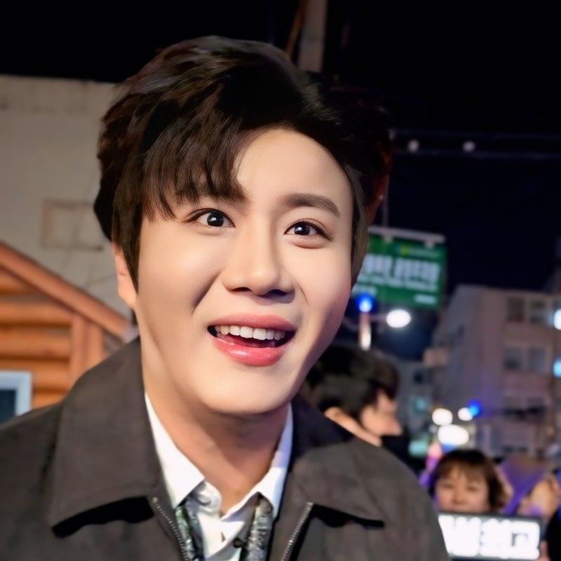 Recent activity shot of Jin Haesung