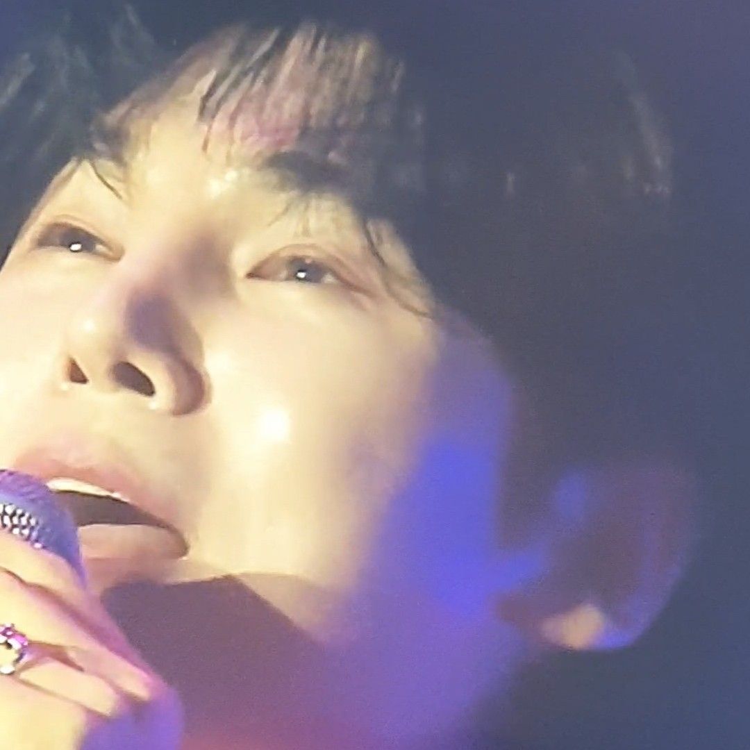 A moment captured by a fan of Kim Junsu (1991)