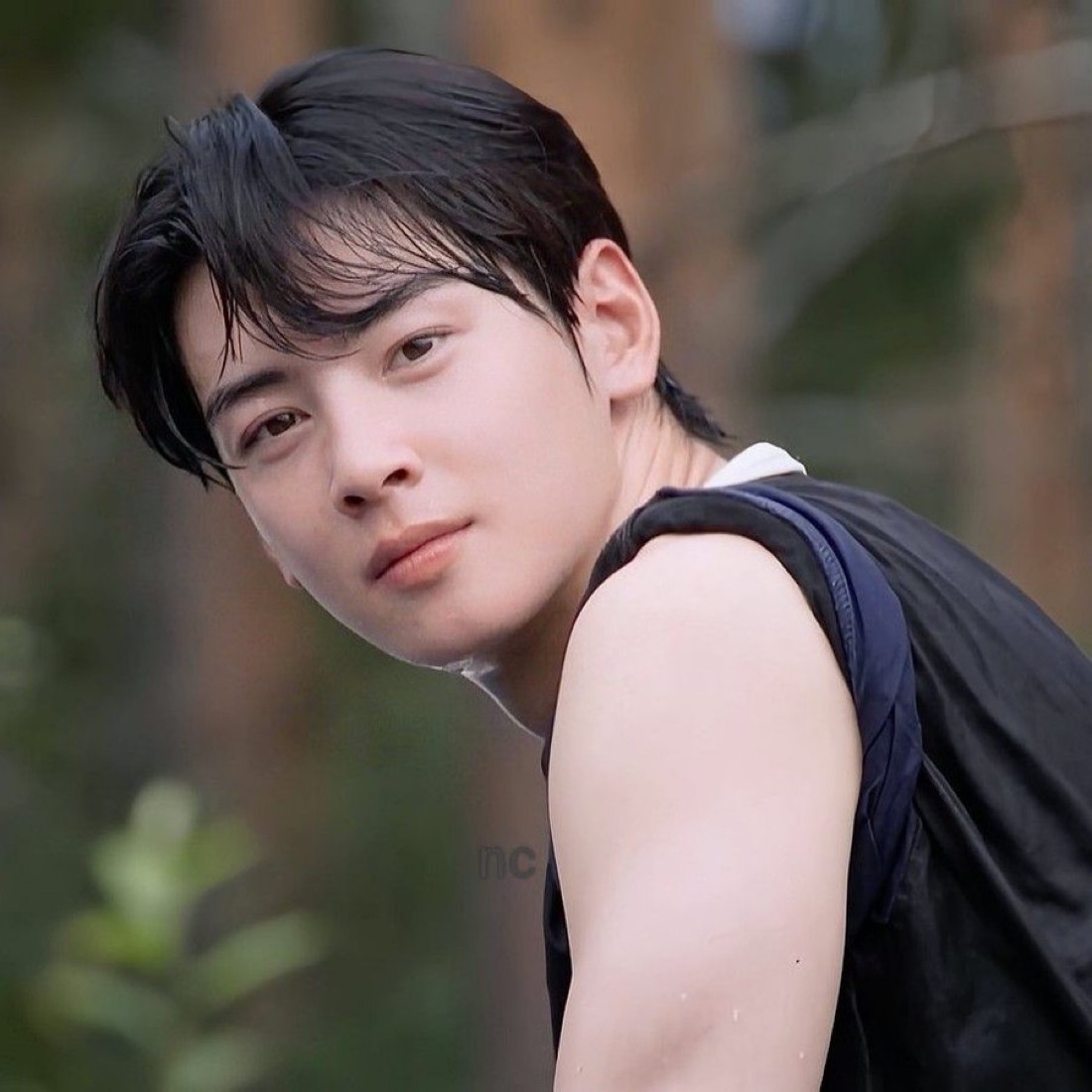 A moment captured by a fan of Cha Eunwoo