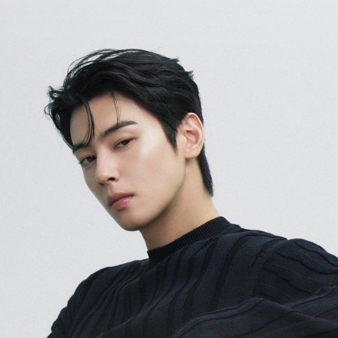 Foto terbaru dari Cha Eunwoo