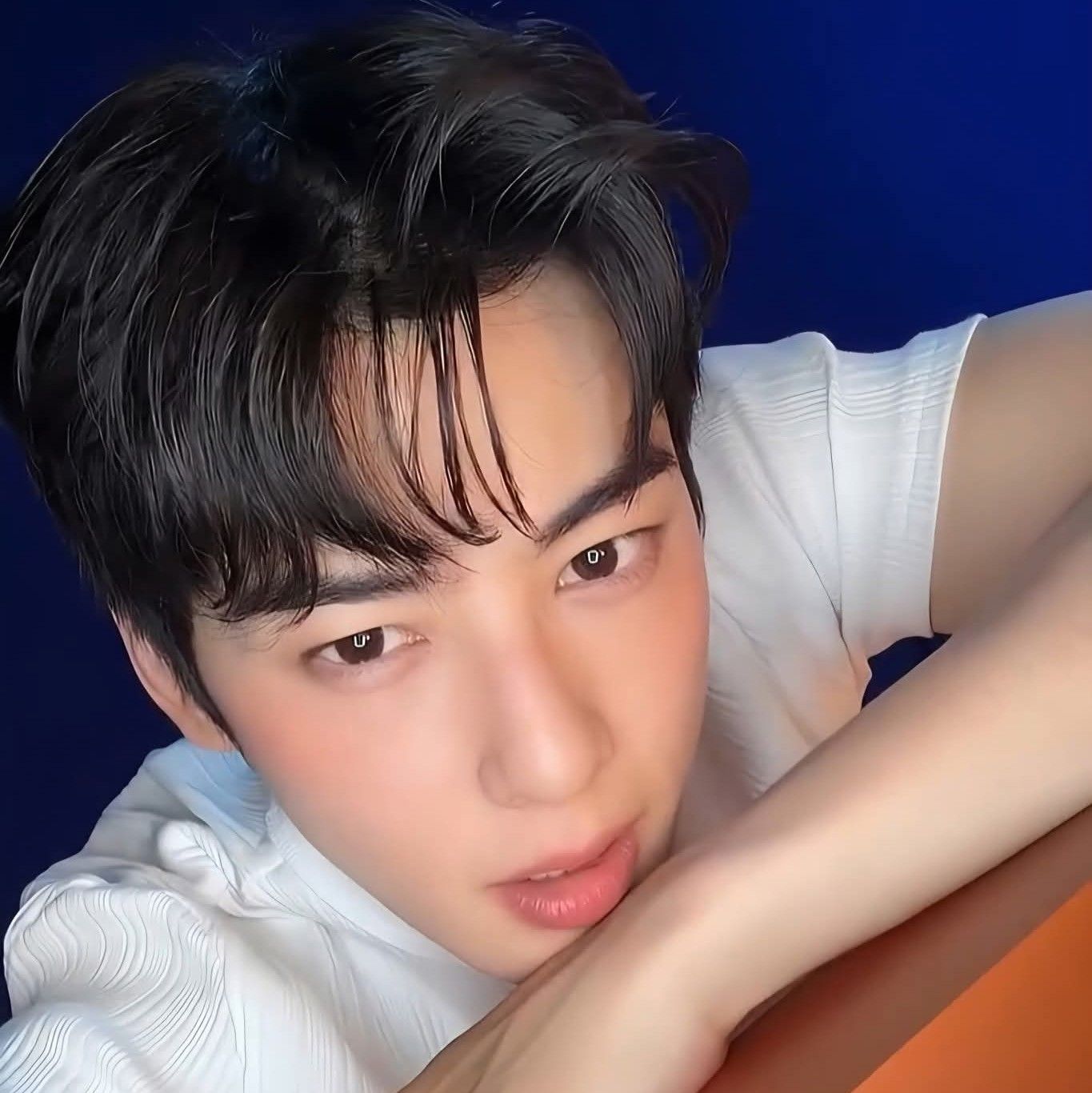 Foto terbaru dari Cha Eunwoo