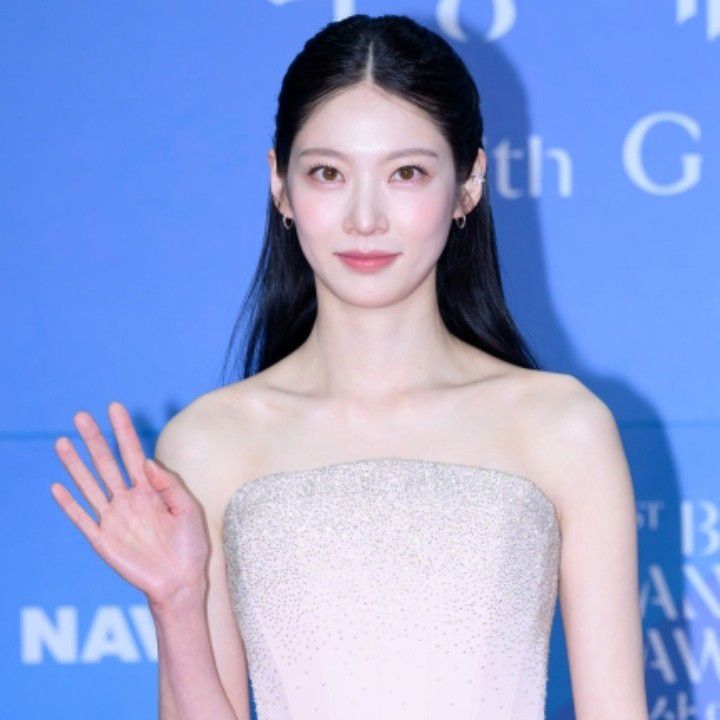 Latest photo of Gong Seungyeon