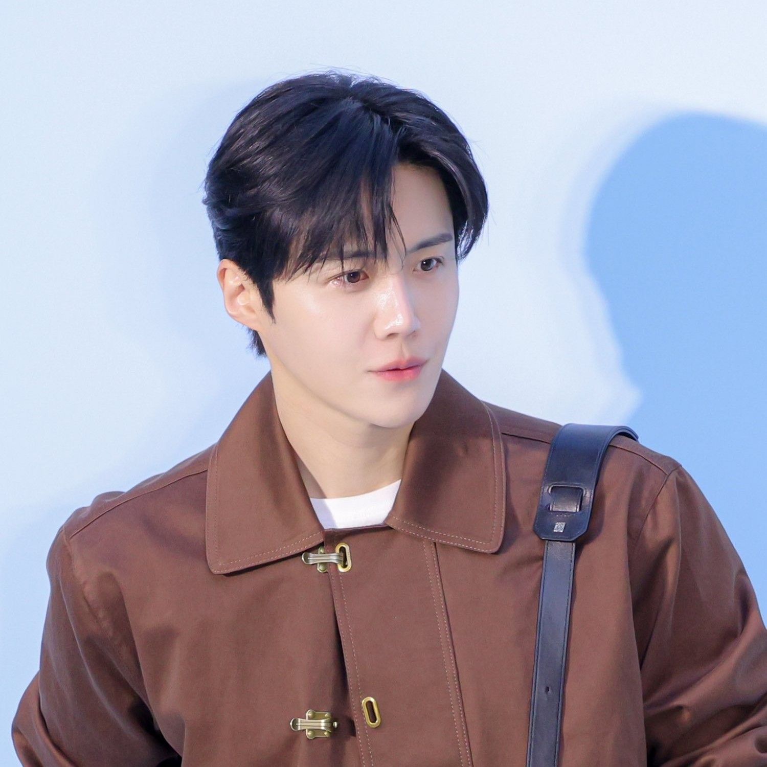 Behind-the-scenes cut of Kim Seonho