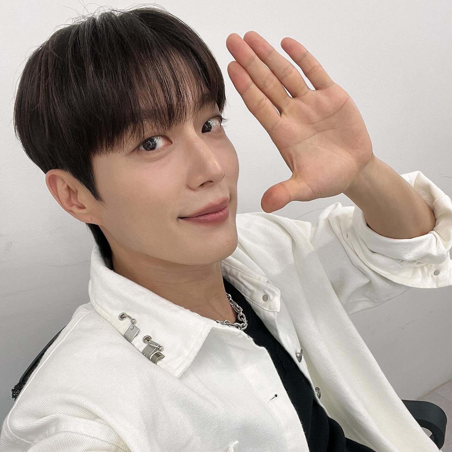 Behind-the-scenes cut of Yoon Doojoon