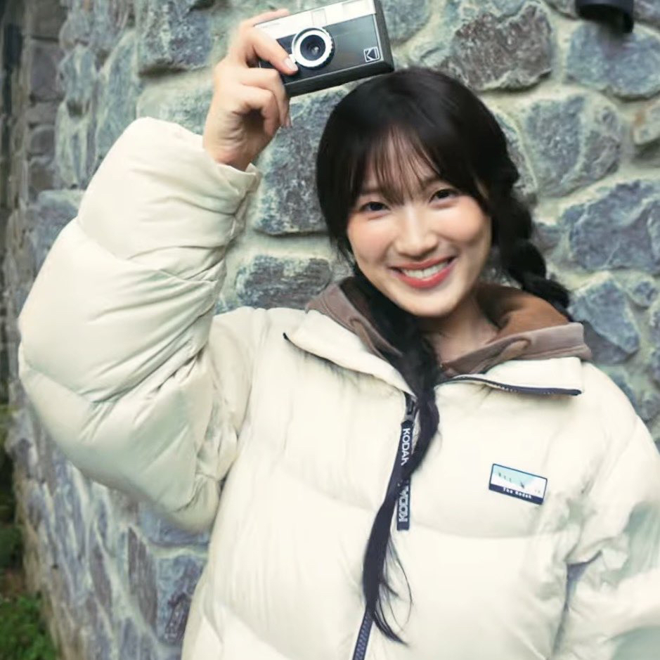 Latest photo of Kim Hyeyoon