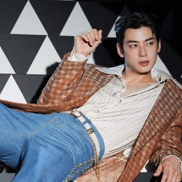 Momen yang diabadikan oleh penggemar Cha Eunwoo