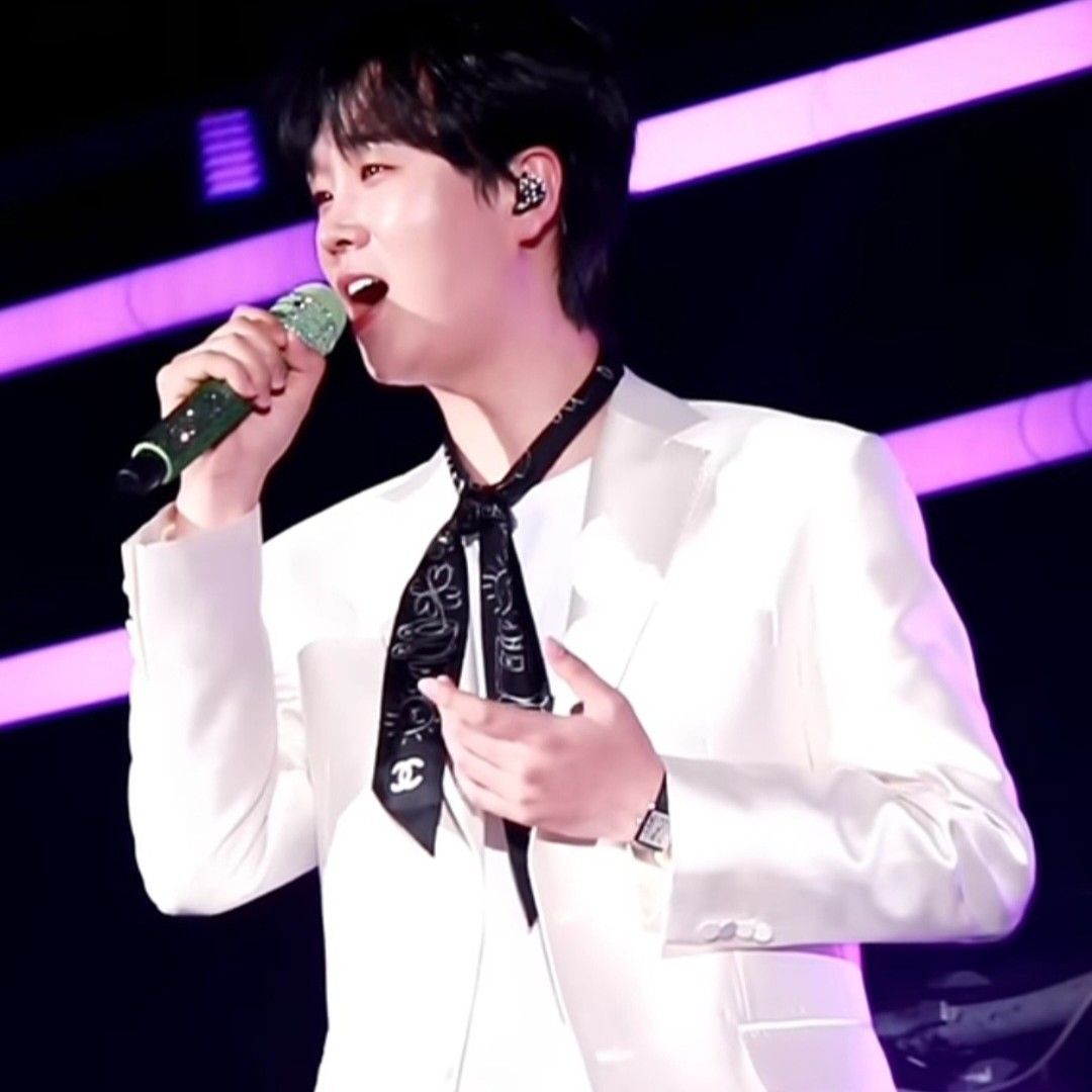 Behind-the-scenes cut of Song Minjun