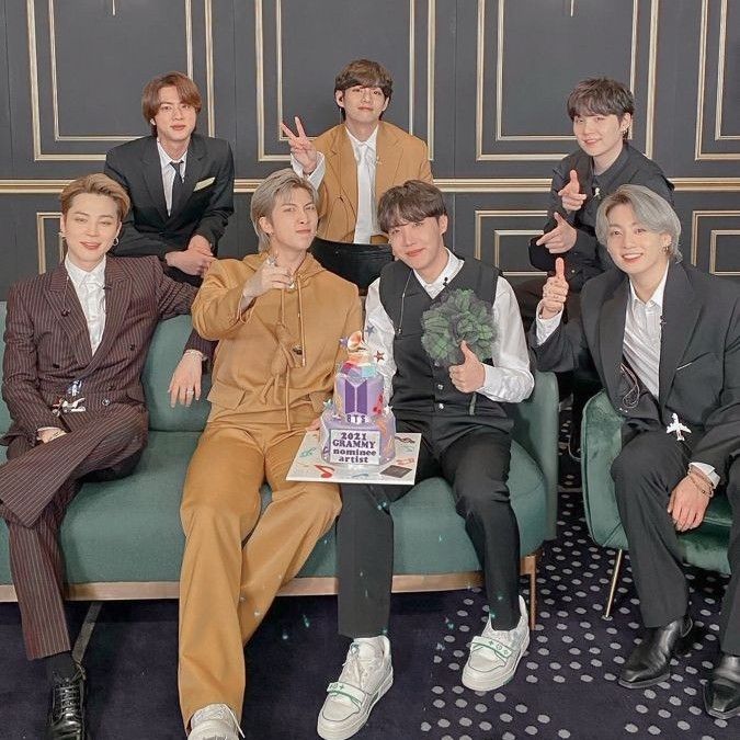 Recent activity shot of Kim Taehyung (V)