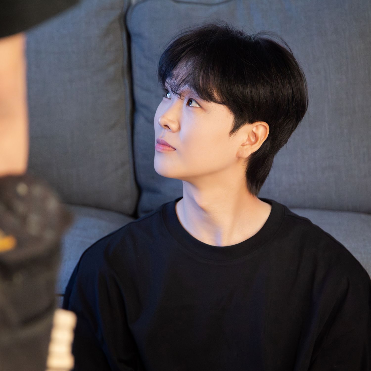 Behind-the-scenes cut of Song Minjun