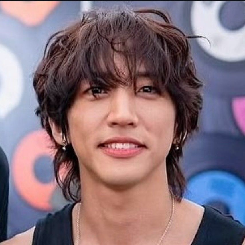 Recent activity shot of Lee Seungyoon