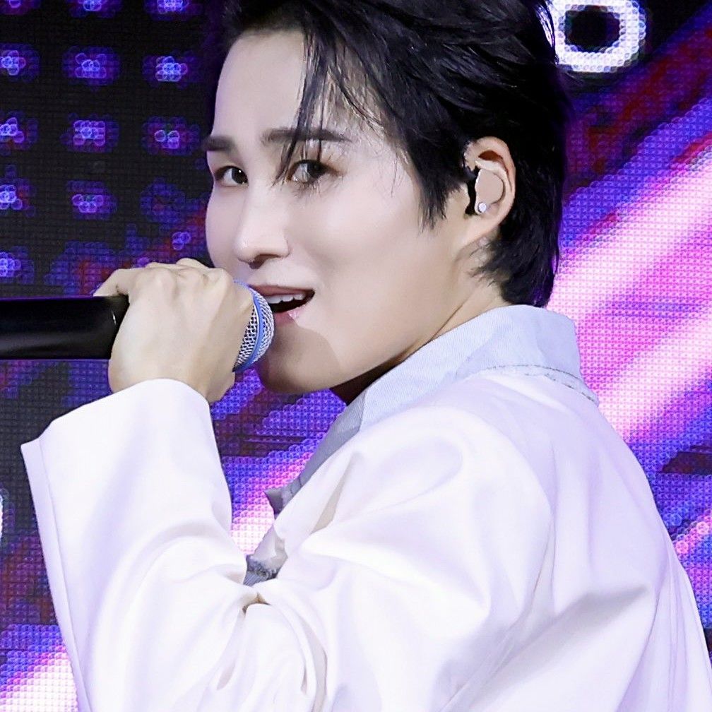 金熙栽的最新照片