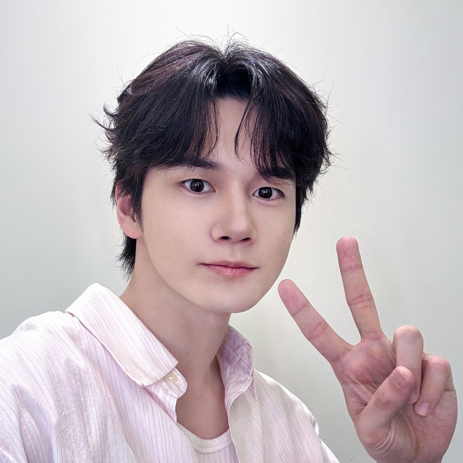 Foto terbaru dari Ong Seongwu