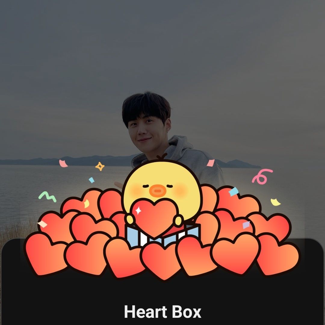 粉絲拍下的金宣虎瞬間