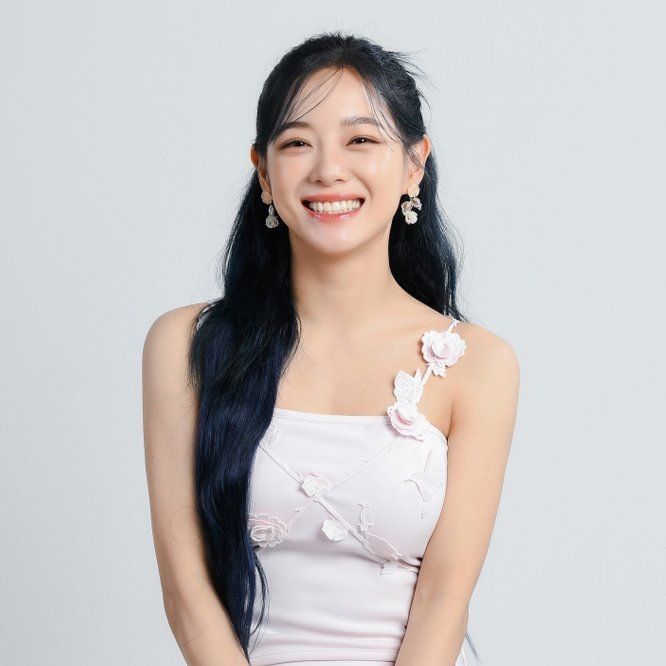 김세정 최근 활동샷