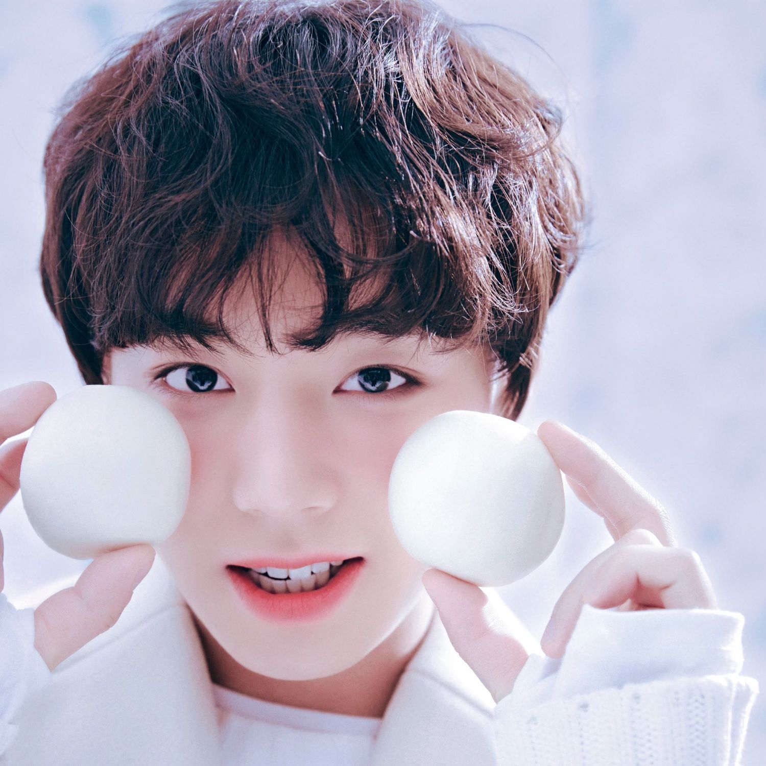 Recent activity shot of Park Jihoon